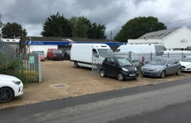 Garage, Workshops & Yard1-5 Cowbeech Hl