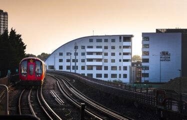 10 Bard Rd – The Curve