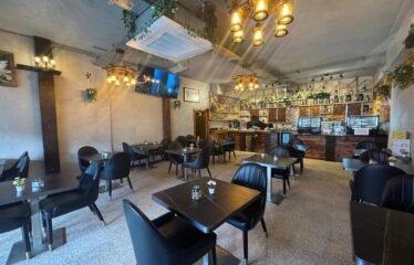 112-132 Brent St