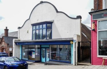 16-16A Station St