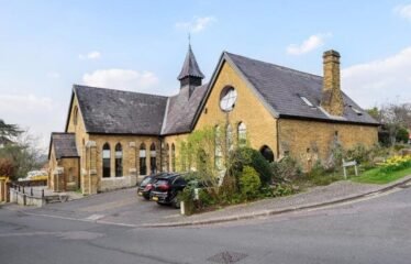 32-34 Byron Hill Rd