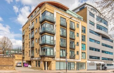 43-45 East Smithfield