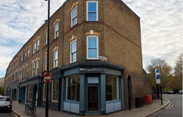 47 Newington Green Rd