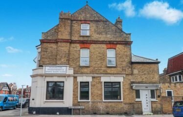 75A Canterbury Rd