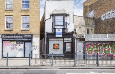 811 Commercial Rd