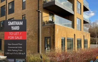 9 Leaden Hl – Smitham Yard